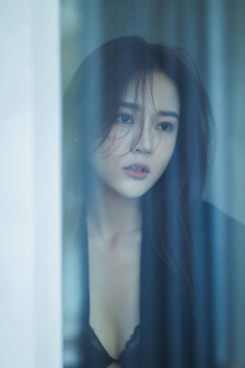 囚禁少女电影免费播放